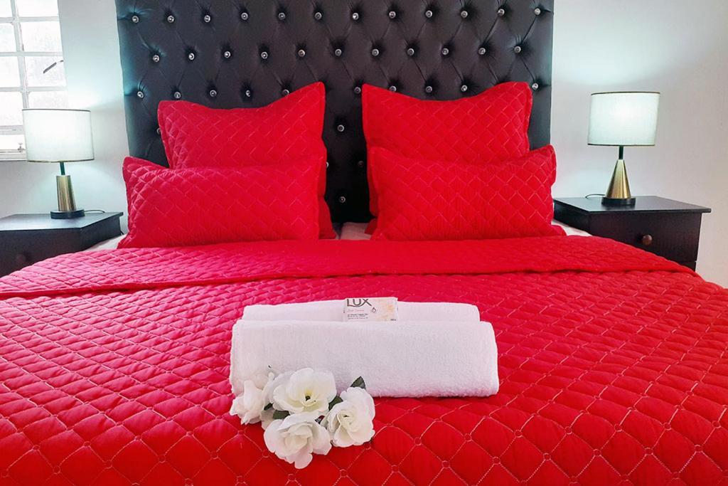 Queens Palace Pretoria-Noord 部屋 写真
