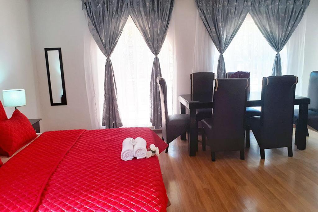 Queens Palace Pretoria-Noord 部屋 写真