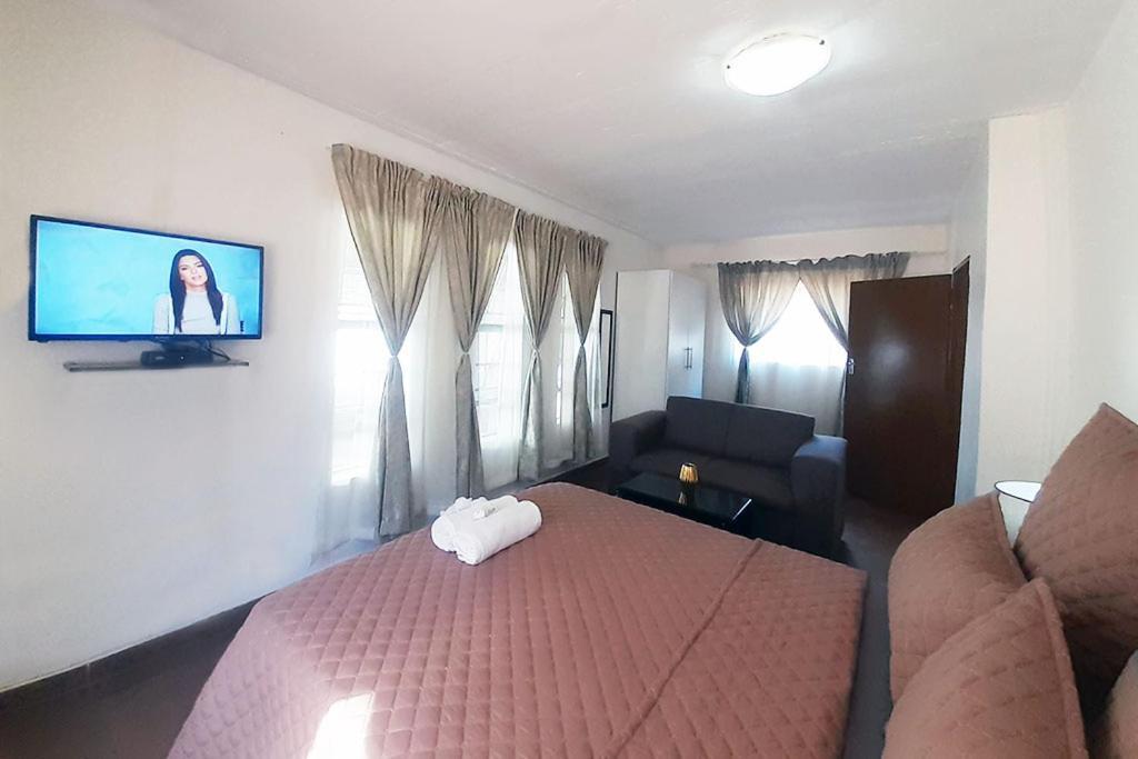 Queens Palace Pretoria-Noord 部屋 写真